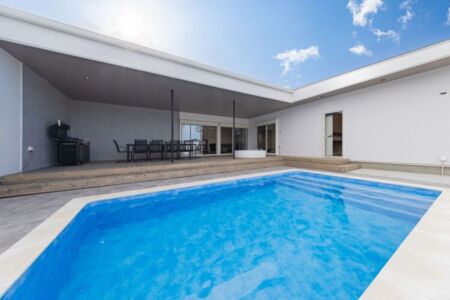 VILLA UMICHIKA 九十九里一宮 POOL＆SAUNA VILLA 6885｜千葉の貸別荘